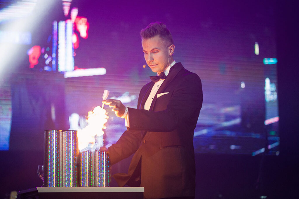 Pokaz iluzji scenicznej w Łodzi &ndash; duże widowisko