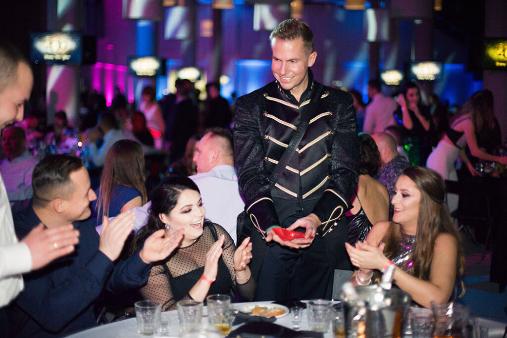 Iluzjonista Krak&oacute;w na imprezy firmowe i prywatne