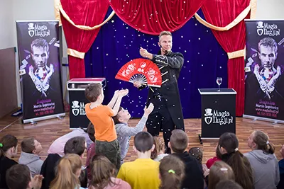 Iluzjonista dla dzieci grafika