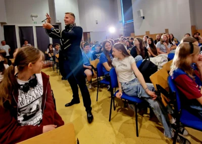 Iluzjonista w szkole - magia wśród uczniów